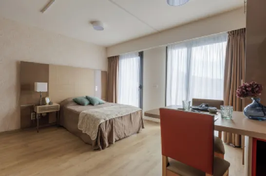 Zenao Aix les Bains Hotels in 