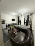 2 Bedroom Apartment with Balcony, Double Bed & Single Bed in living Room - 2 ดาว