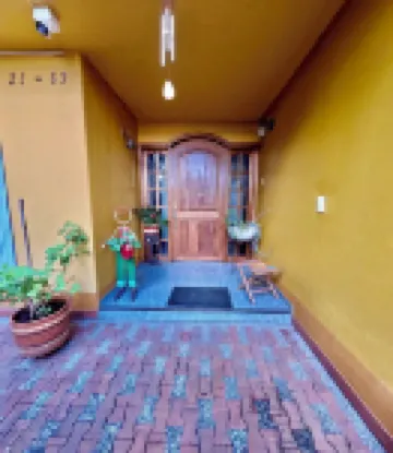 カーサ アイリス