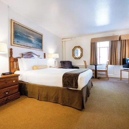 The Baroness Hotel Отели рядом с достопримечательностью «Сиетл Центр»