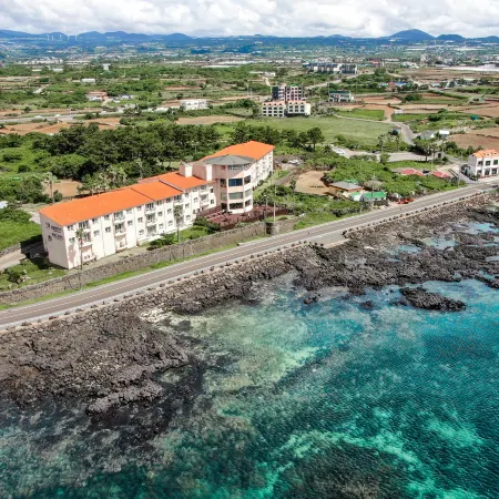 Kensington Resort Jeju Hanlim Отели рядом с достопримечательностью «Парк Халлим»