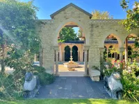 Cottage in Cotswolds With Private Pool Access Hotels in Kingham