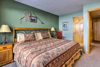 Silverthorne Condo w/ Deck: 11 Mi to Keystone - 3-stjärniga