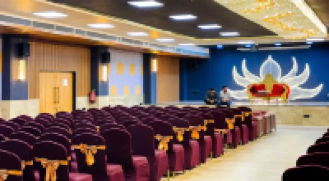 SkkyLight Lords Inn Nanded