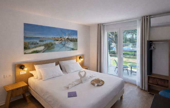 Artemia Aigues-Mortes - Hotel Avec Piscine