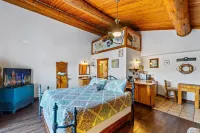 Soap Lake Resort, a Dazzler Select by Wyndham Hotel a 