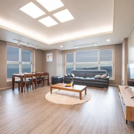Ulsan (Gangdong) KCC Residence