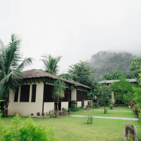 Siddhartha River Side Resort, Chumlingtar