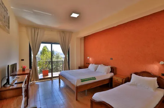 Harbe Hotel