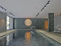 Victory Suites - 2 Bedrooms and Executive Suite, Swimming Pool & Gym, Close to Airport Hotels in Gibraltar