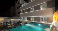 Porta 30 - Swimmingpools