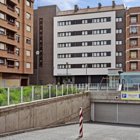 Sercotel Logroño Suites