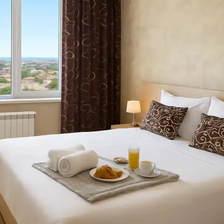 Relax Dzhakuzi V Tsentre Minska Hotel Отели рядом с достопримечательностью «Комплекс «Минск-Арена»»