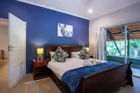 Kingfisher Creek Safari Lodge - Balkon