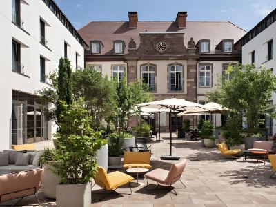 LÉONOR the Place to Live by Stay Collection