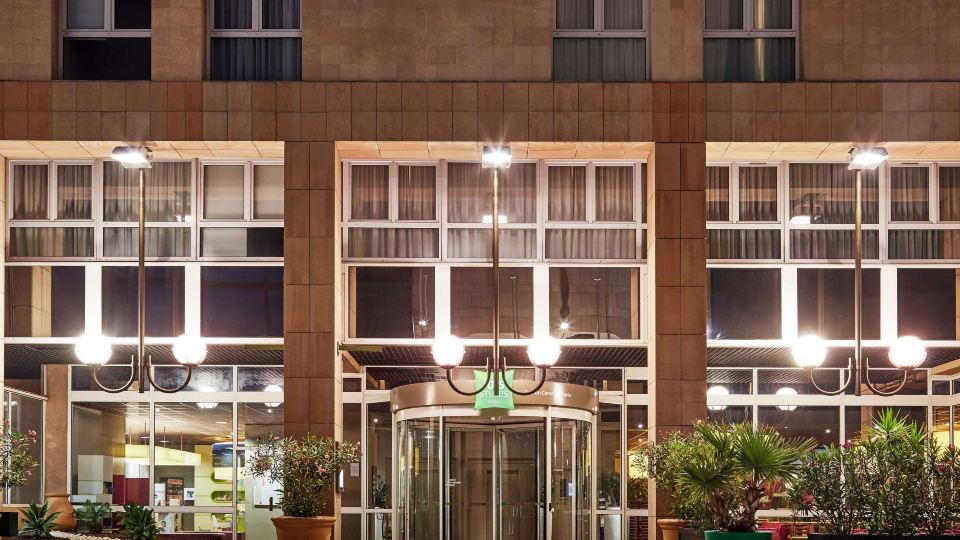 Ibis Styles Toulon Centre Port
