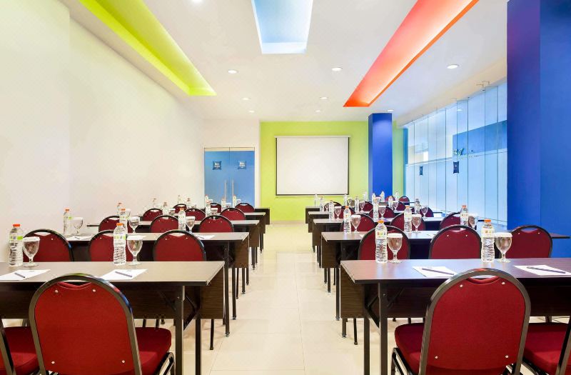 Ibis Budget Jakarta Cikini photo 4