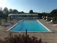 Correze Family Cottage With Pool - Uima-altaat