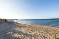 Cinarli Kasri - Beach