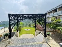 De Pointé Resort & Resto
