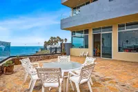 Tropical Retreat With Ocean Views - Steps From the Sand With Alfresco Dining