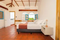Hotel Crossman - balcony
