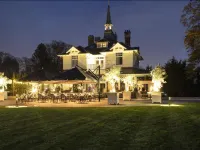 Boutique Hotel WesterVilla 威斯特公園附近的飯店