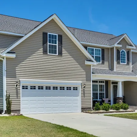 6 Mi to Medical District: Spacious Winterville Gem
