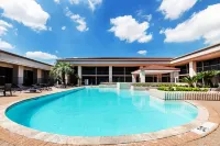 Holiday Inn Port Arthur - Park Central by IHG - Pysäköinti