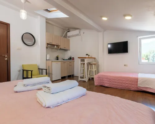White and Wood Boutique Hotel Hotels in Bitola