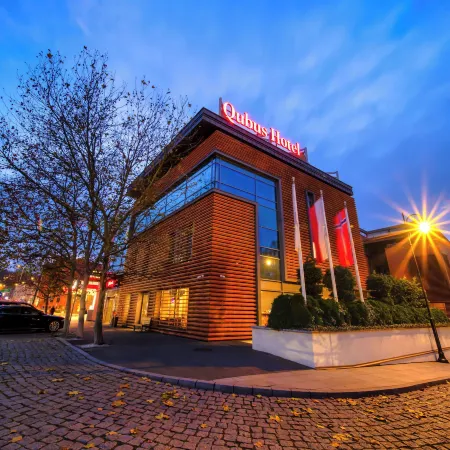 Qubus Hotel Bydgoszcz Отели рядом с достопримечательностью «Арена «Артего»»