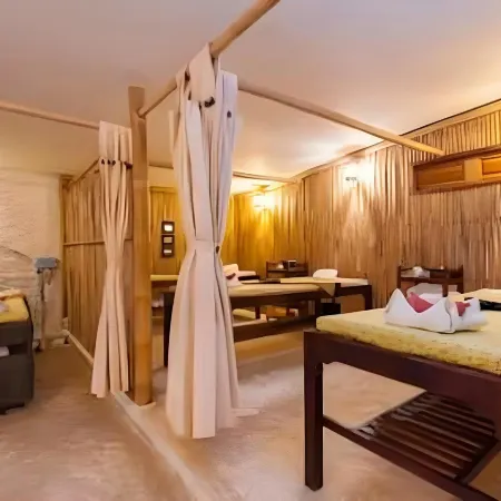 Majestic Sea View Resort
