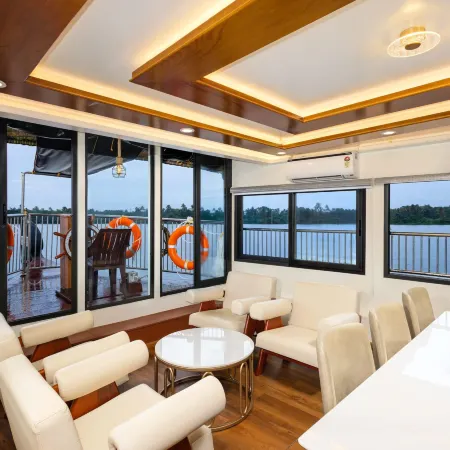 Aqua Jumbo Houseboat