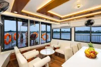 Aqua Jumbo Houseboat - ห้องครัว