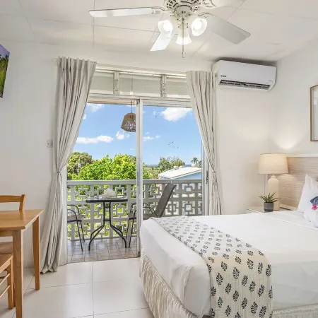 Adulo Apartments