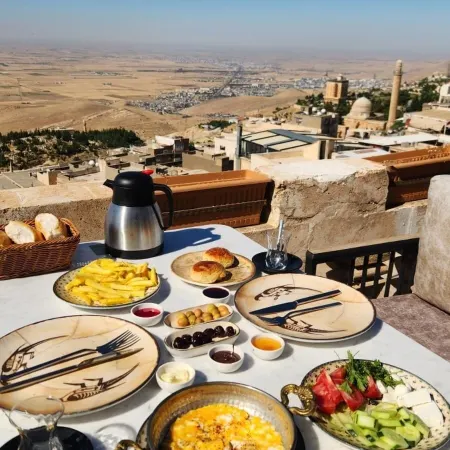 Kadim Hotel