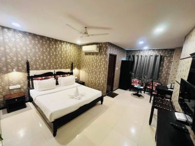 Hotel Elite Stay by the Rahul