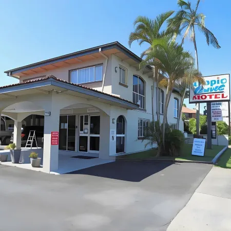 Tropic Coast Motel