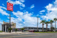 Econo Lodge Inn & Suites - Desayuno