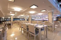 Invisa Hotel la Cala - breakfast