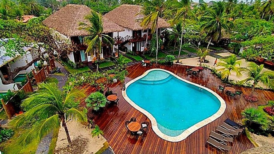 oasis atins boutique hotel