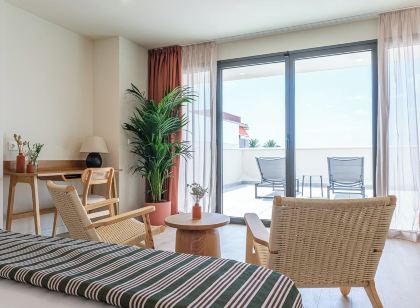 Aduana Suites