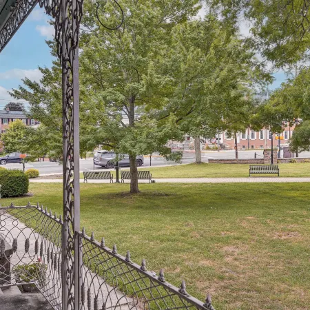 Boutique Mansion Studio in Downtown Bedford
