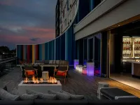 Aloft Columbus University District Hotels near Westgate Area