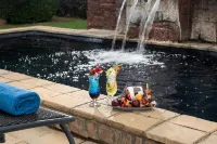 Protea Hotel Bloemfontein Willow Lake - Pools