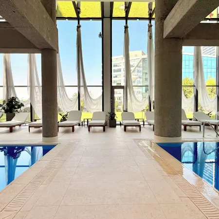 Skyline Haven 1BR Balcony in UP-site