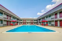 Red Roof Inn Lewisville - Motels