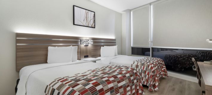 Red Roof Inn & Suites Beaumont Hotels in Beaumont