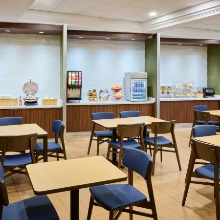 Fairfield Inn & Suites Ottawa Kanata
