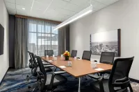 Fairfield Inn & Suites Victorville - موقف سيارات